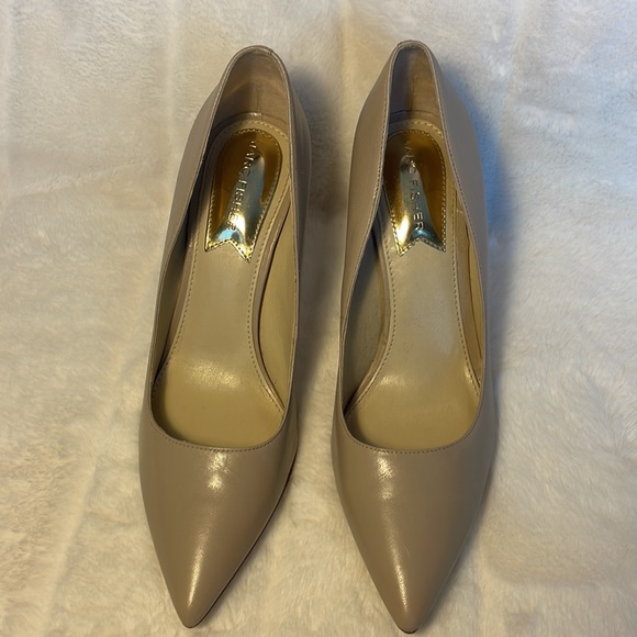 Marc Fisher Marigolo4 heel - Picture 2 of 9